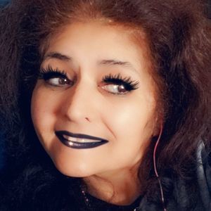 Meet your Posher, Marta